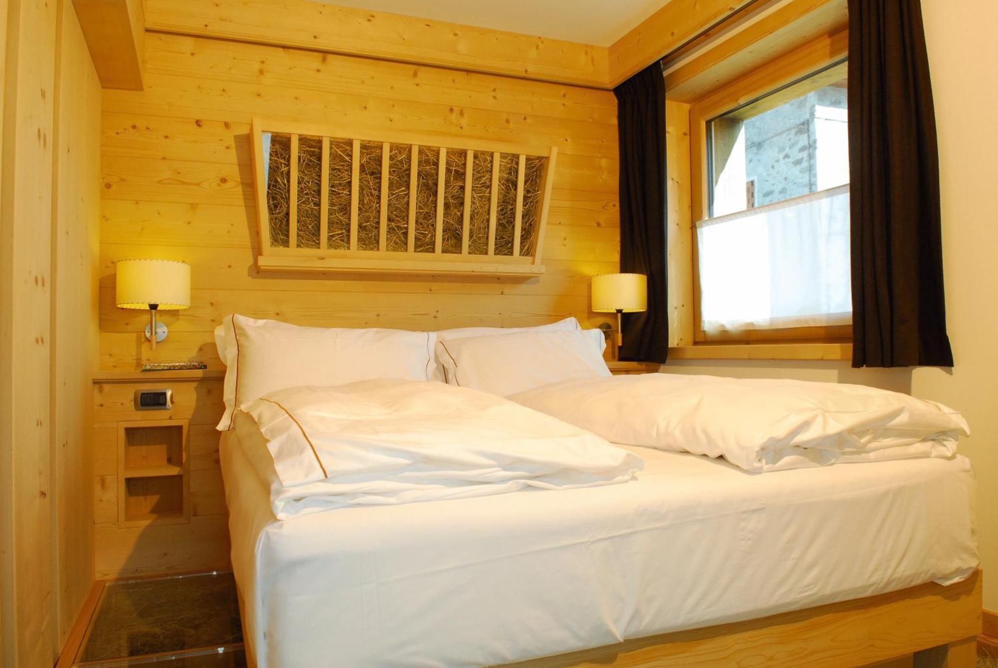 Alpen Hotel Chalet Pradelle Exterior photo
