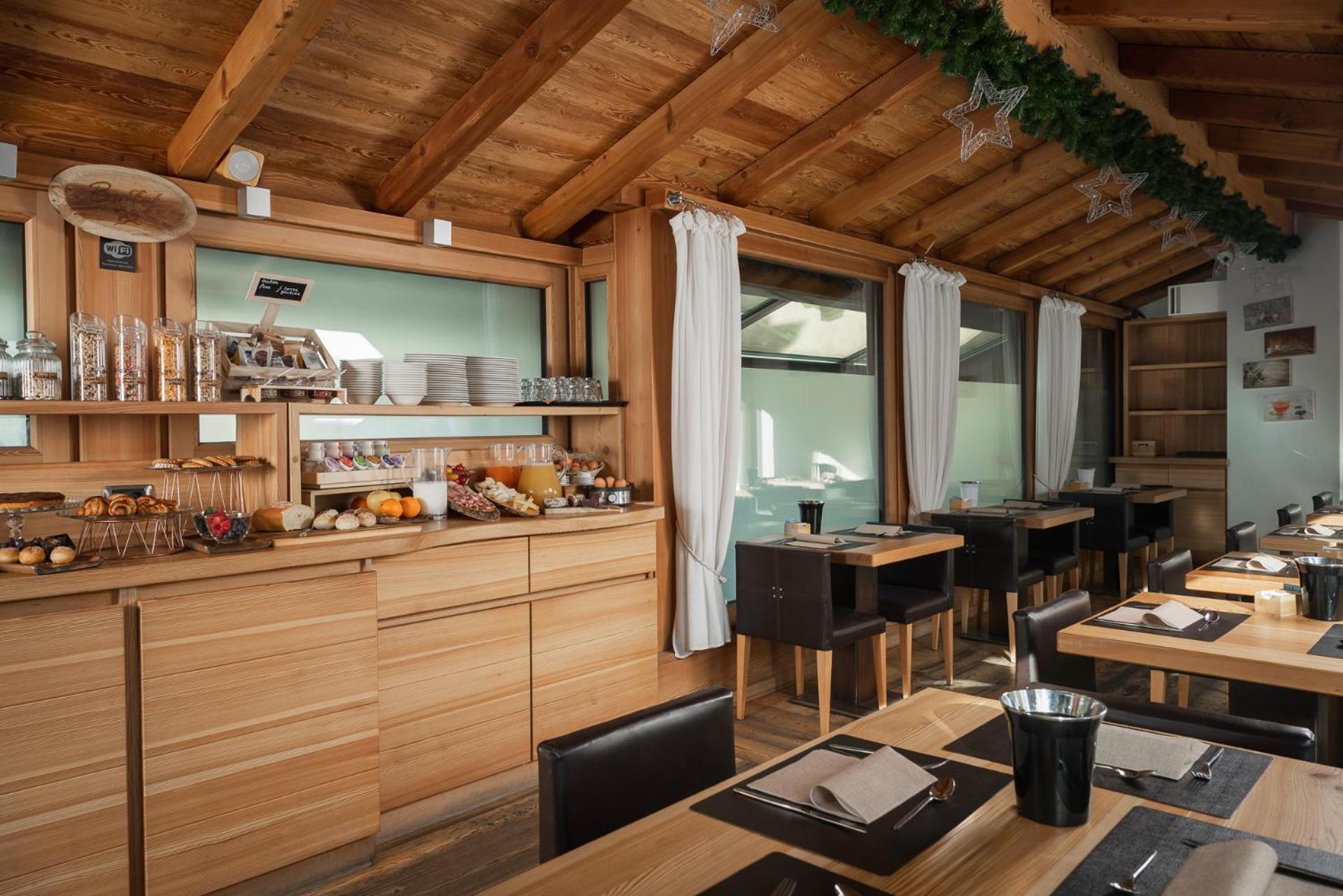 Alpen Hotel Chalet Pradelle Exterior photo