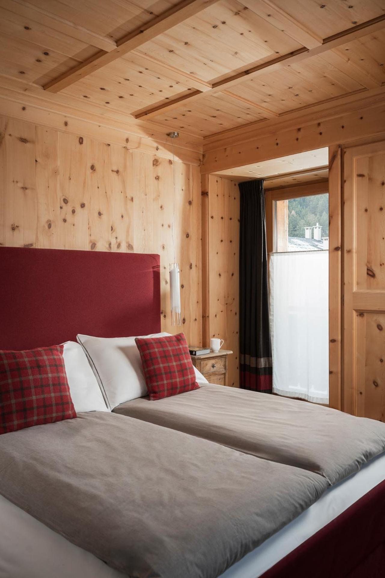 Alpen Hotel Chalet Pradelle Exterior photo
