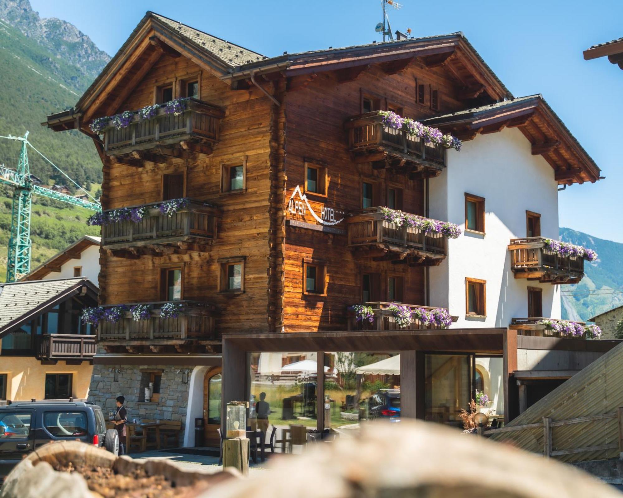 Alpen Hotel Chalet Pradelle Exterior photo